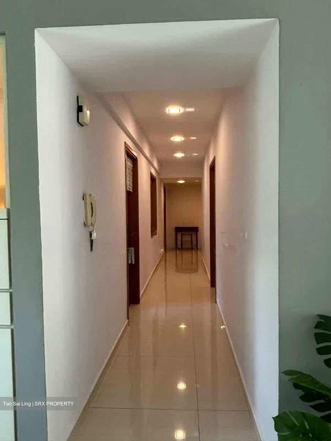 The Silverton (D15), Apartment #595121441